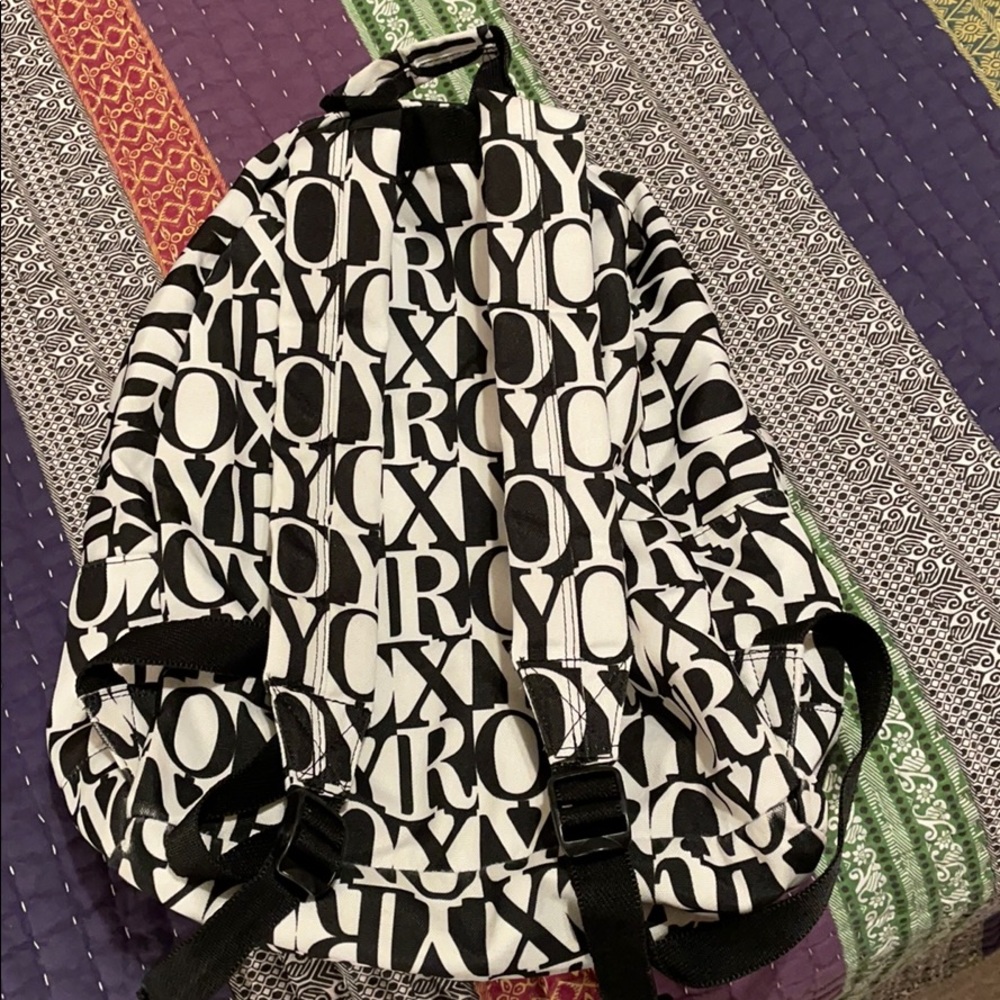 Backpack - Picture 3 of 4